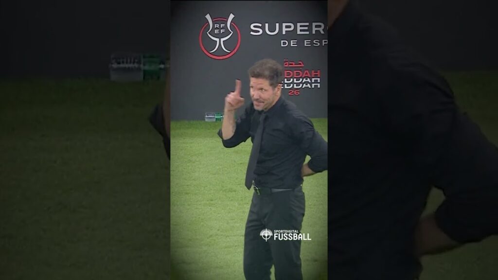 Rüdiger muss Vini Jr. beruhigen!