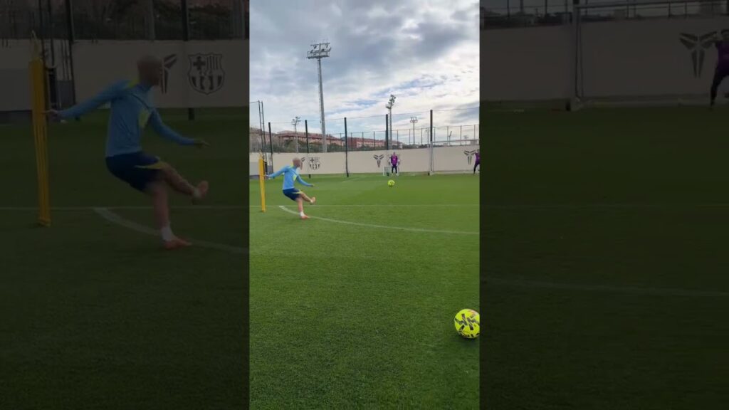 Dani Olmo has mastered this finish 🔥 (via fcbarcelona/IG)