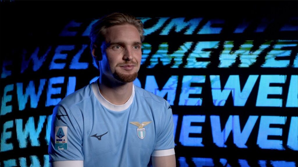 🇳🇱 LE PRIME PAROLE IN BIANCOCELESTE DI KENNETH TAYLOR