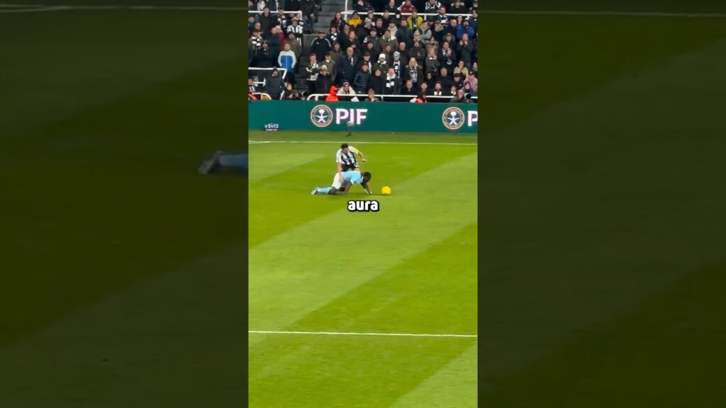 Manchester City New Castle - Jeremy Doku Loses Generational Aura 😂 #manchestercity