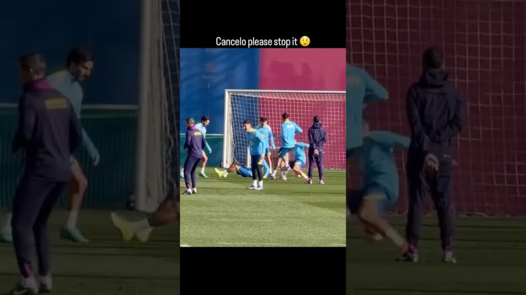 João Cancelo’s nutmeg to Eric García 😮‍💨The Portuguese giving a show from the first training with