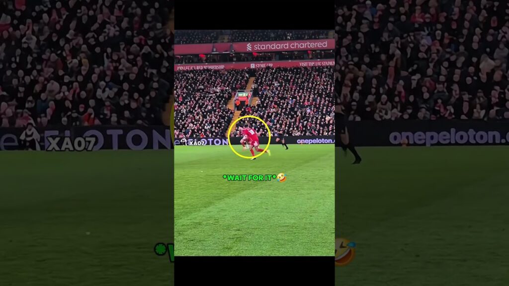 Cody Gakpo Running & Playing With One SHOE 😅 #shorts #ronaldo #messi #shortsvideo