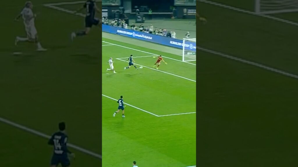 Crazy goal without the ball touching the ground. 🤯 #PSG #Ramos