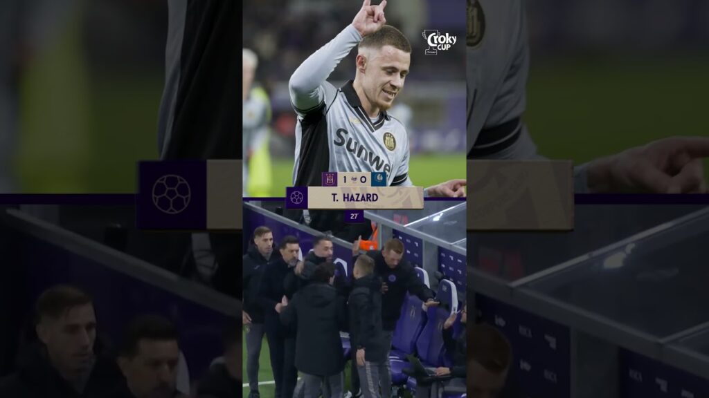 Ice cold from the spot. Ladies and Gentlemen, Thorgan Hazard! 👏#CrokyCup