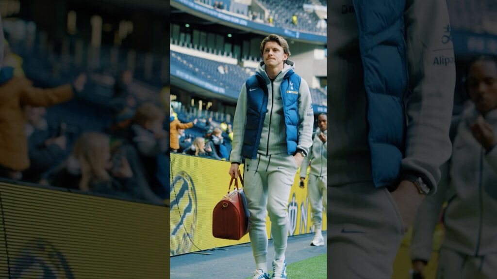 Conor Gallagher arriving for his Spurs debut 👋