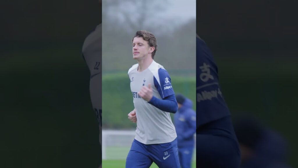 At work with Conor Gallagher 🔋