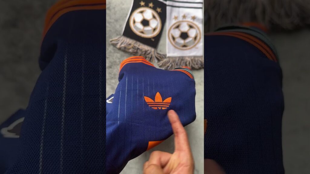 UNBOXING: Kieran Trippier Newcastle 25/26 third jersey