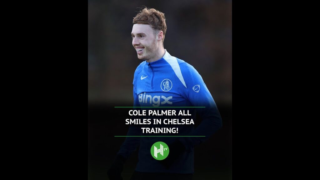 Palmer ALL SMILES in Chelsea training 😆
