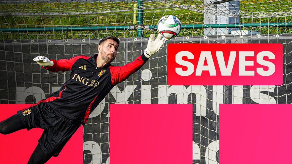 Saving the day 🧤 | #REDDEVILS
