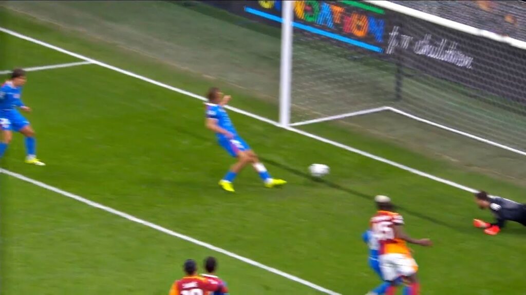 Marcos Llorente own goal, Galatasaray 1-1 Atlético Madrid, UEFA Champions League