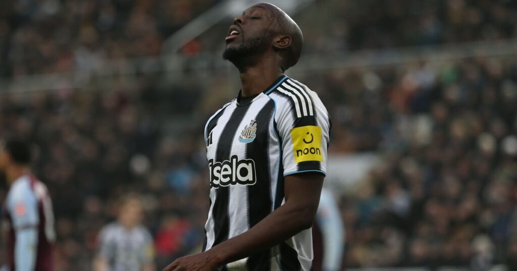 Newcastle pundit has got it wrong by accusing St James’ Park crowd of giving up on summer signing Chronicle Live