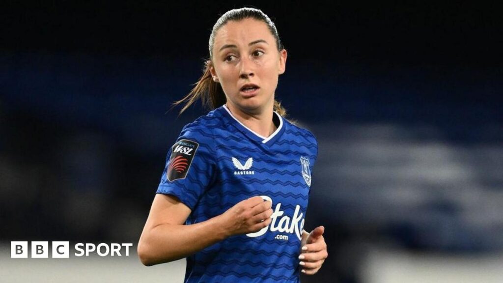 Kenzie Weir: Everton defender joins Ipswich Women on loan