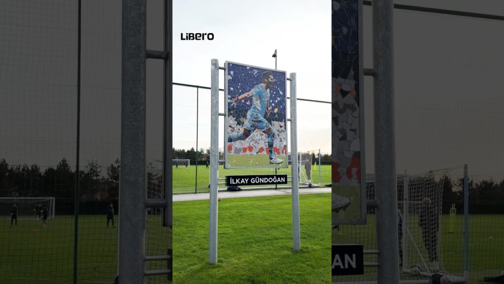 Duygusal Karşılaşma! Manchester City Tesislerinde İlkay Gündoğan Mozaiği 👑 Duygusal Karşılaşma! Manchester City Tesislerinde İlkay Gündoğan Mozaiği 👑