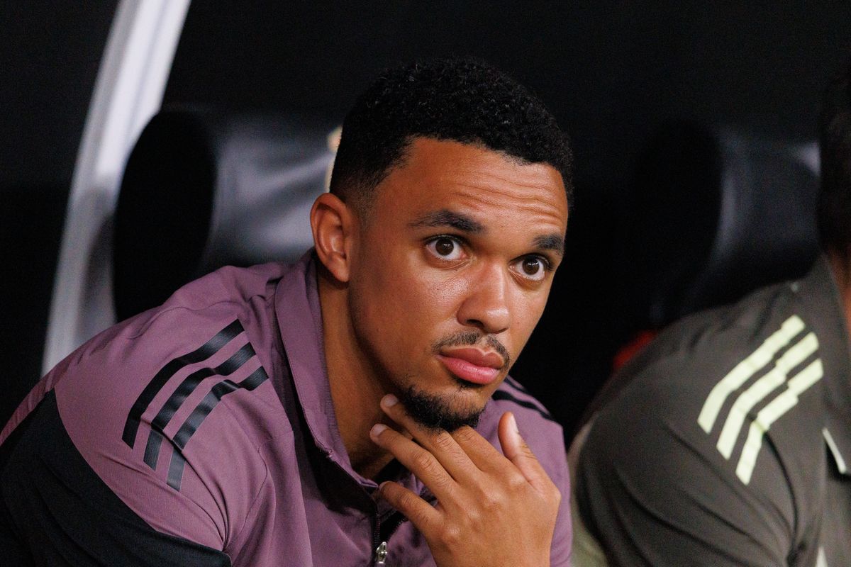 Trent Alexander-Arnold of Real Madrid CF looks on prior to the Spanish Super Cup Semi-Final match between Real Madrid and Atletico de Madrid at King Abdullah Sports City Hall Stadium on January 8, 2026 in Jeddah, Saudi Arabia.