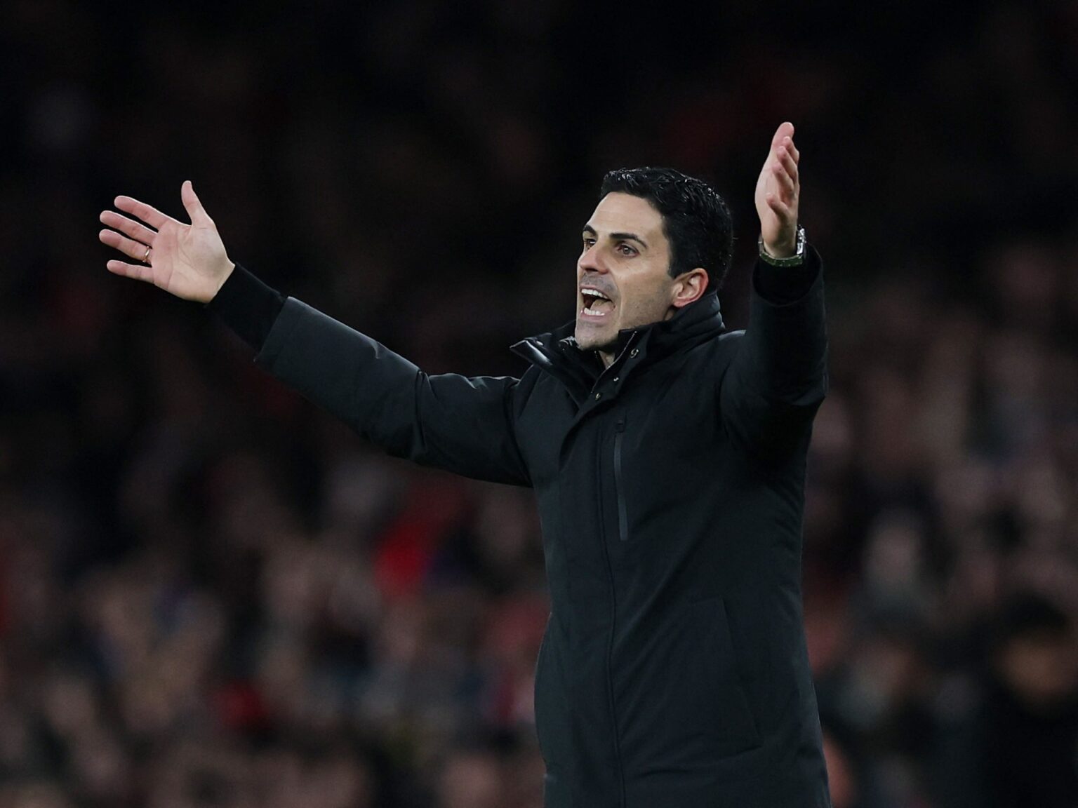 Arsenal and Liverpool draw to delight of Premier League title chasers