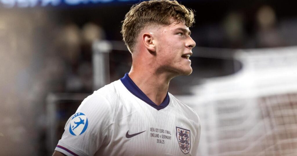 Will Brighton pull off a deal for Charlie Cresswell?