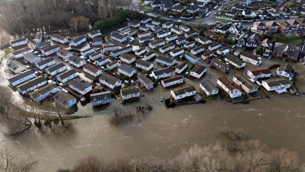 Residents at park home sites around Bournemouth can return home but flooding risks remain | News Residents at park home sites around Bournemouth can return home but flooding risks remain | News