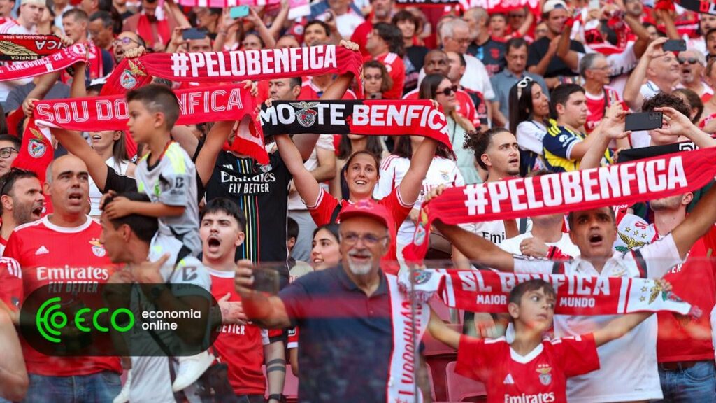 Benfica recorre ao JPMorgan para financiar obras na Luz
