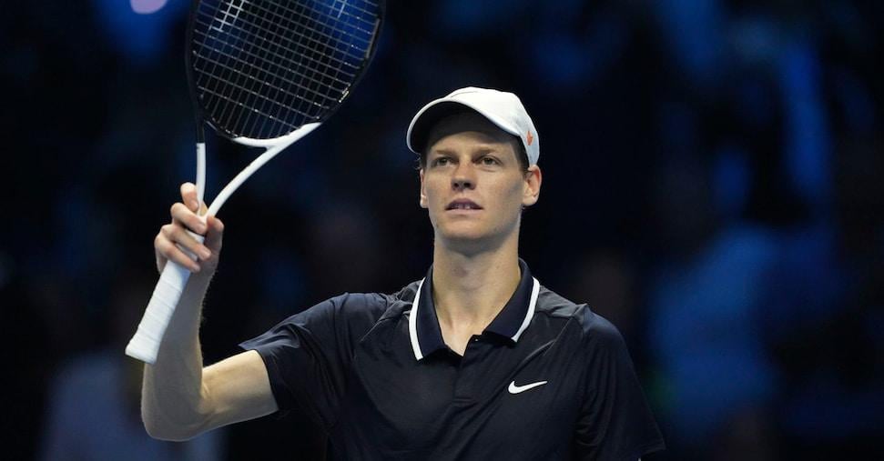 The Italian Tennis Federation surpasses the Italian Football Federation with revenues of over €230 million, becoming the richest federation in Italy. The Italian Tennis Federation also generates an economic impact of over €8 billion.(Article in English)