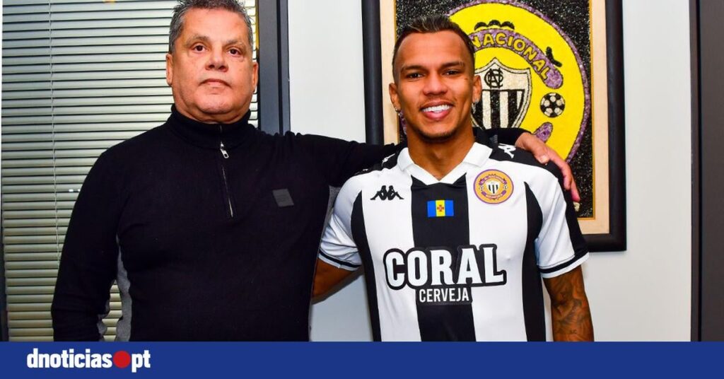 Gabriel Veron oficializado como reforço do Nacional