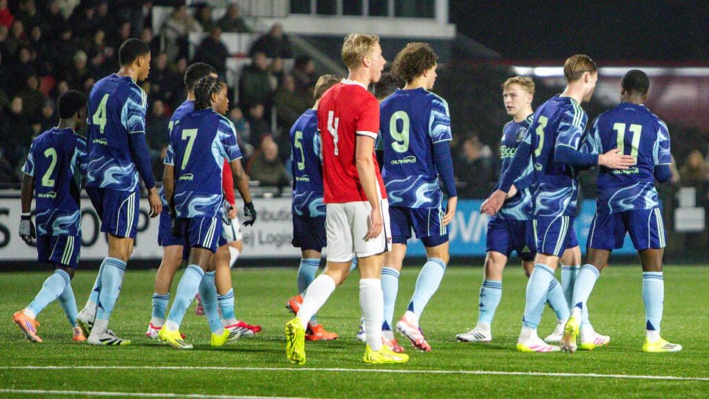 Jong AZ - Jong Ajax ends in a 1-2 win
