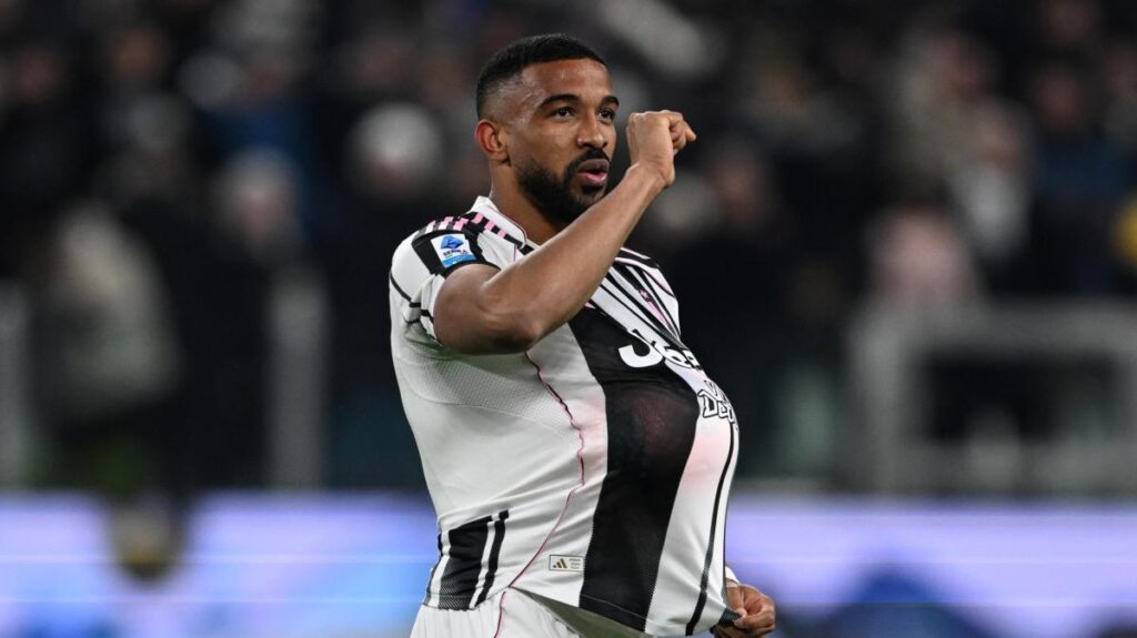 [Open VAR] Referees confirm Napoli deserved a penalty against Juventus.