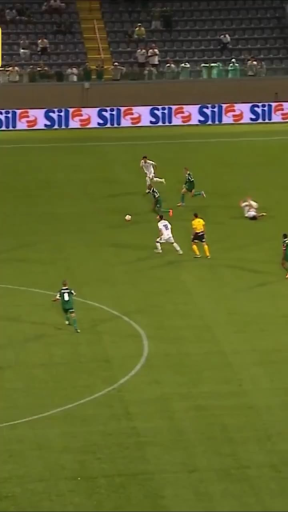 Eduardo Conceição, de 16 anos recém-feitos, na Copa São Paulo hoje (4 gols e 2 assistências)