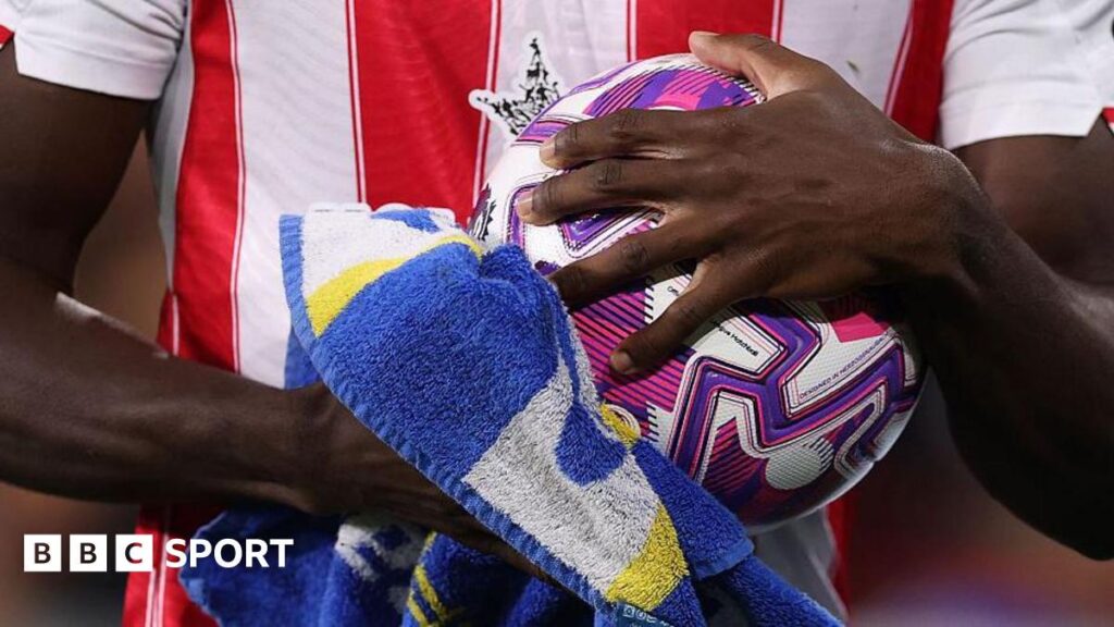 Nottingham Forest boss Sean Dyche criticises use of towels before throw-ins after win at Brentford