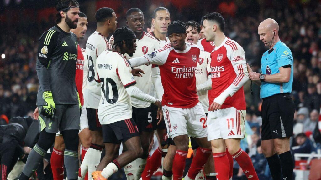 Martinelli 'deeply sorry' for shoving injured Bradley