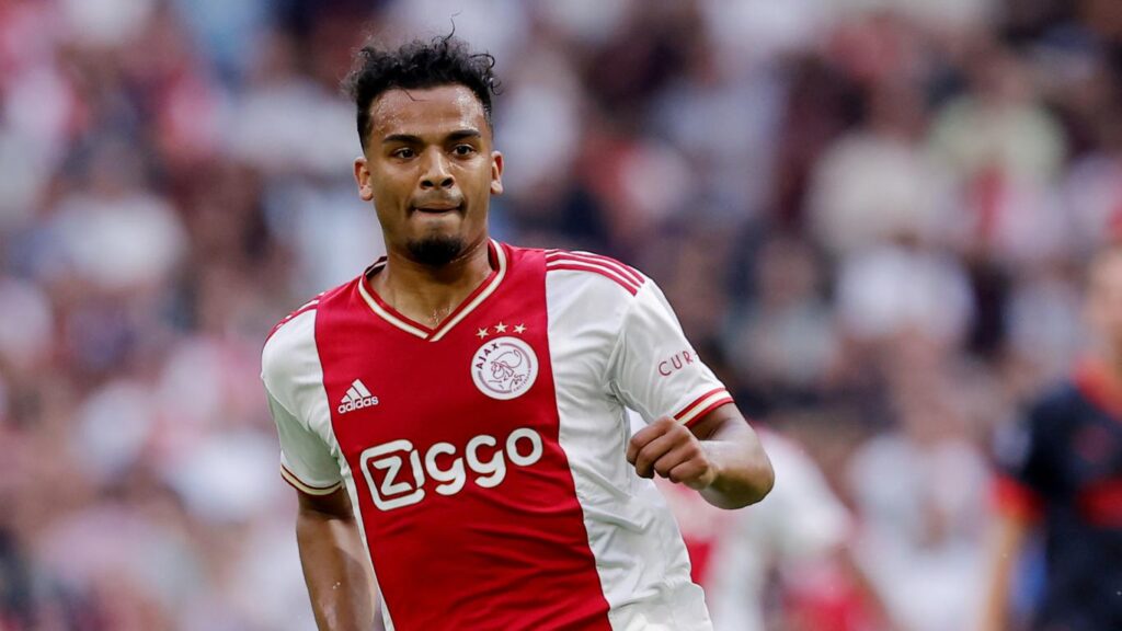 Wijndal suspended for 3 matches, one of which is conditional. Will miss matches against GAE and Volendam