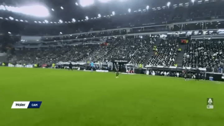 Serie A referee starts speaking in English with Napoli player Antonio Vergara. Vergara reminds him he's Italian