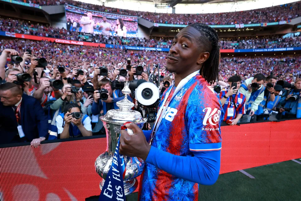 Eberechi Eze celebrates with the FA Cup trophy