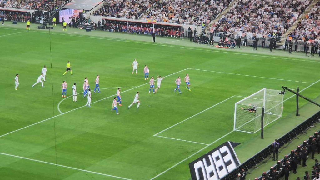 Man, i love fede... Clip of last nights missile