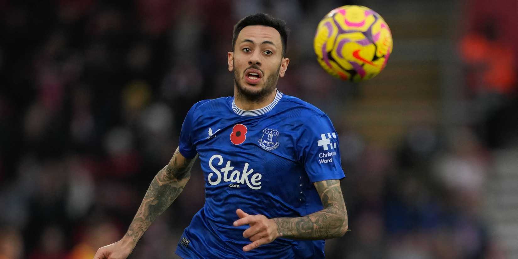 Dwight McNeil in action for Everton