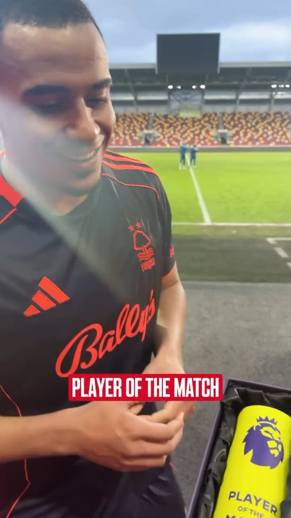 How many of these does Retângulo have now? He's chasing Eden Hazard.