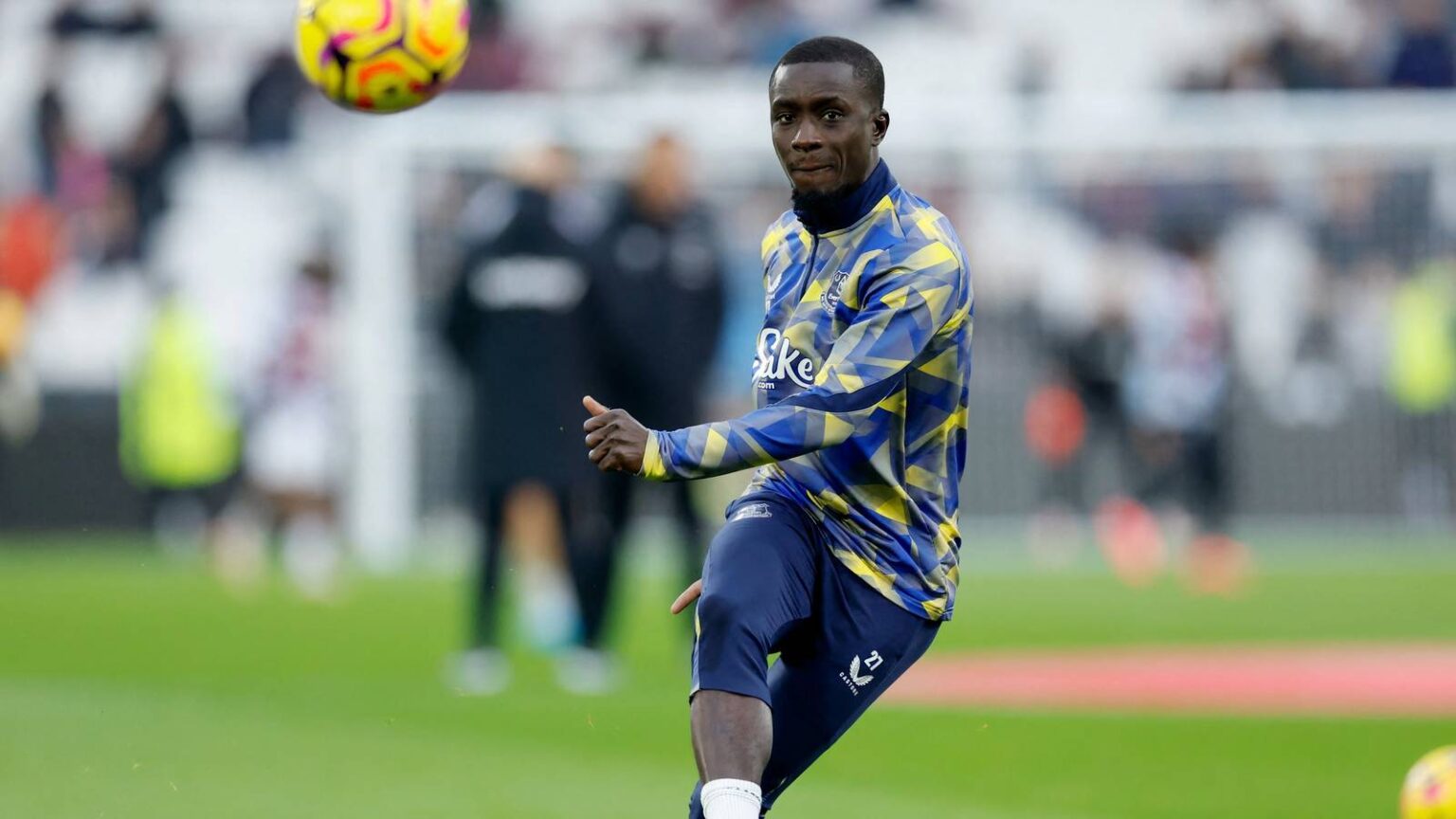 Everton make contact to sign their new Idrissa Gueye Everton make contact to sign their new Idrissa Gueye