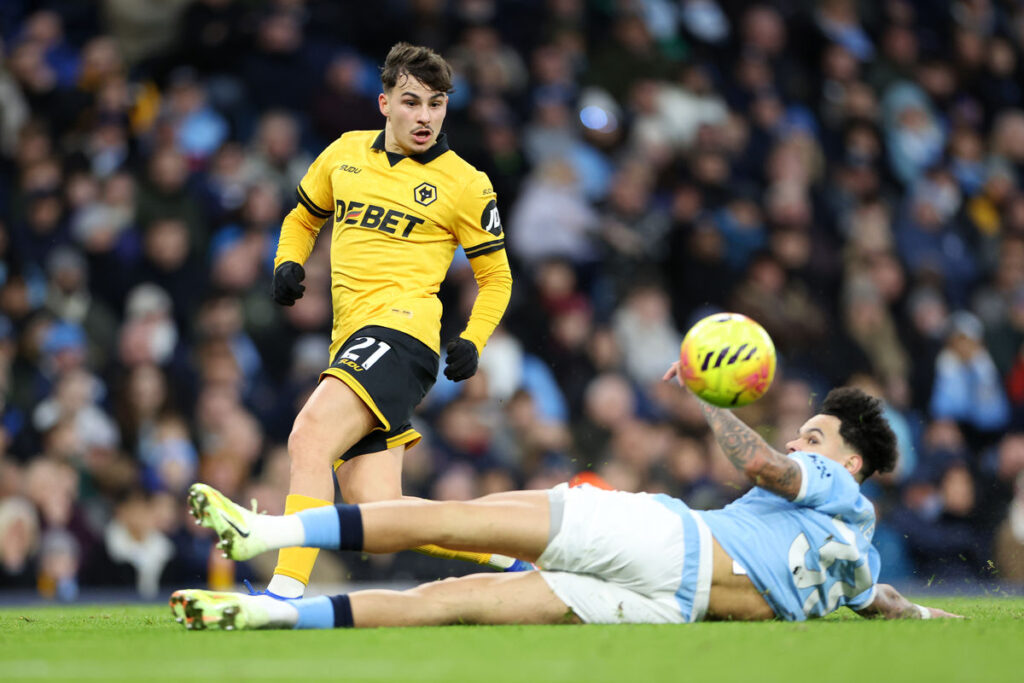Supporting image for story: Big return for Wolves man linked with move as Rob Edwards names 16-year-old in squad for Bournemouth clash