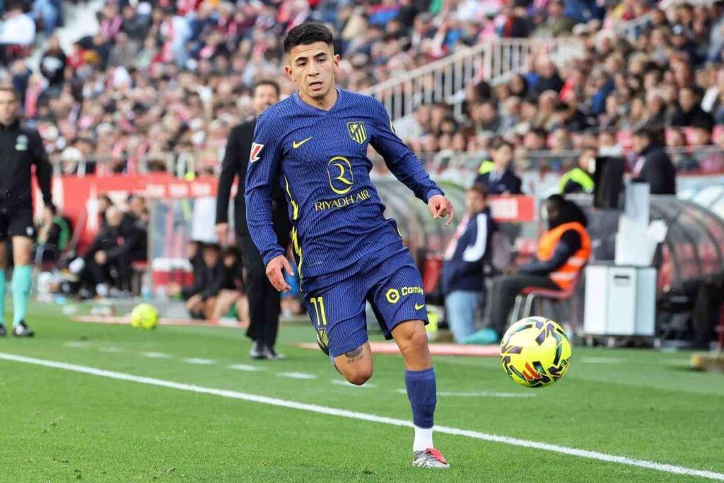 Thiago Almada novamente apontado ao Benfica