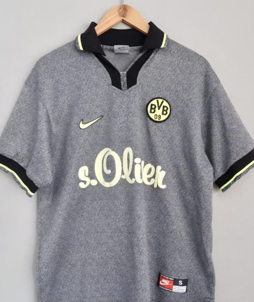 BvB 90s 3rd kits are absolutely peak.