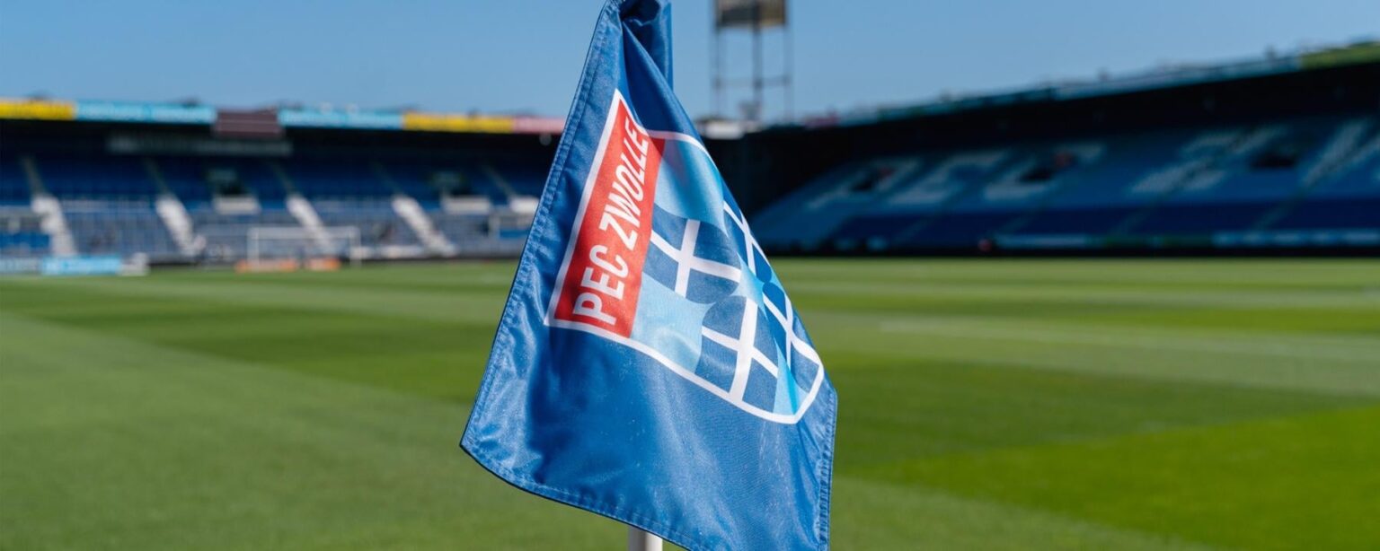 [Official] PEC Zwolle and Braydon Manu have parted ways. The 28-year-old striker, who was under contract until next summer, has agreed to terminate his contract with the club.