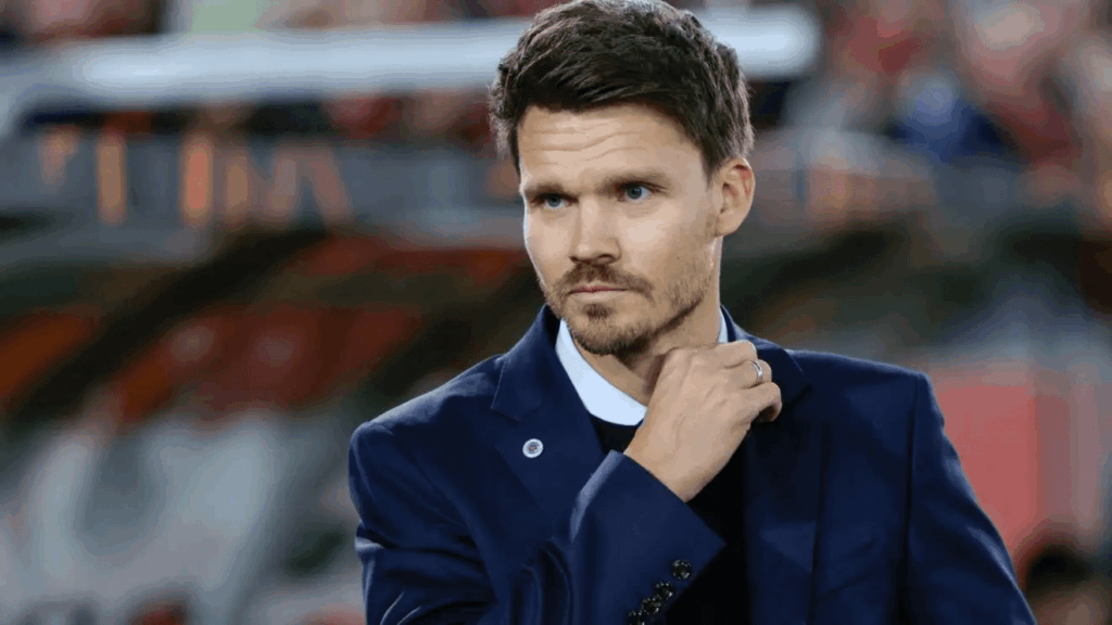 The sight of the leader genuinely brings a smile to my face.  In Rohl we trust