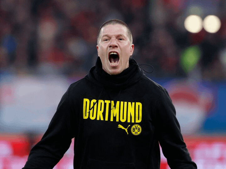 Where can I buy this hoodie???