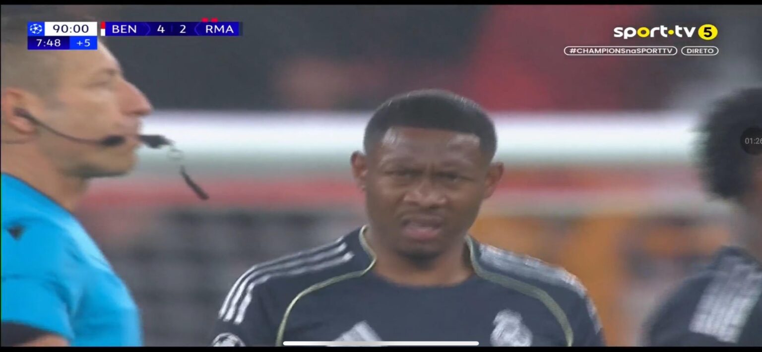 Como assim?!?! Vale marcar golos com o GK?