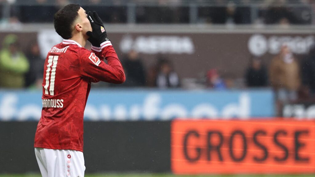 FBL-GER-BUNDESLIGA-ST PAULI-STUTTGART