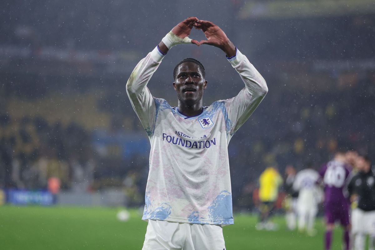 Aston Villa's Amadou Onana