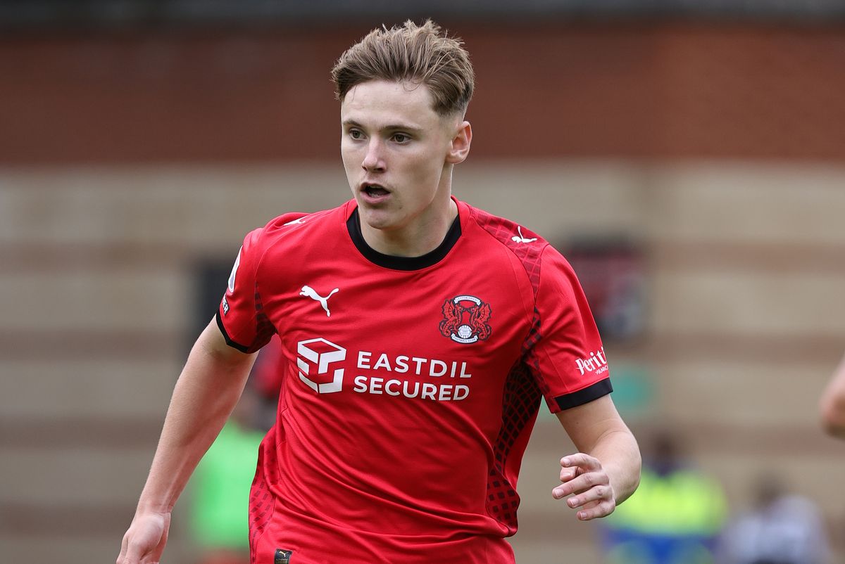Jack Moorhouse for Leyton Orient