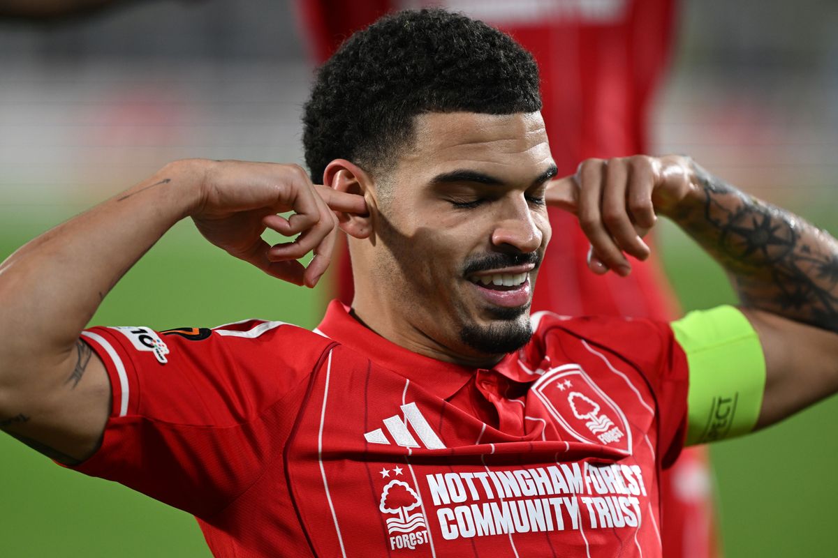 Morgan Gibbs-White during a Nottingham Forest game