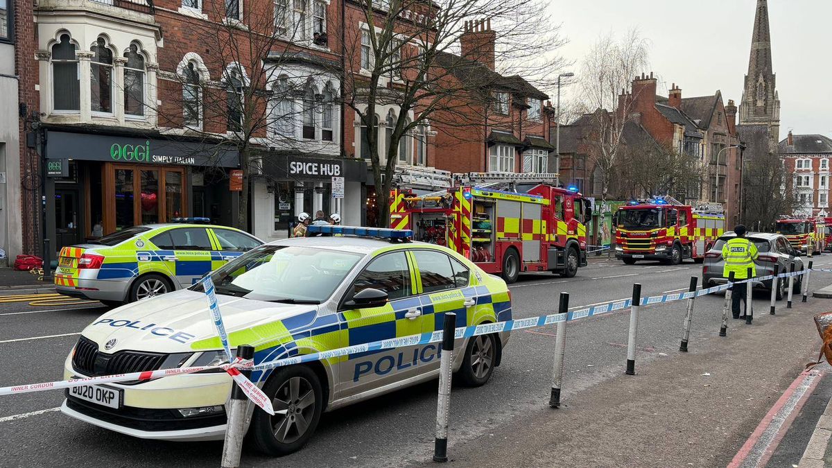 All four lanes of London Road were initially closed off to traffic after the incident began at about 3pm