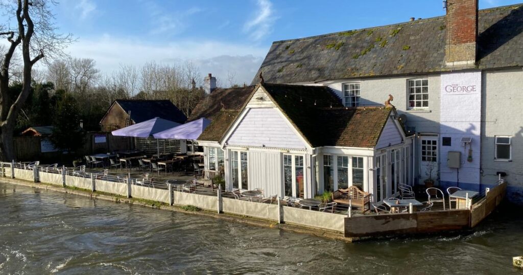 Fordingbridge family-run restaurant calls out ‘no shows’ Fordingbridge family-run restaurant calls out 'no shows'
