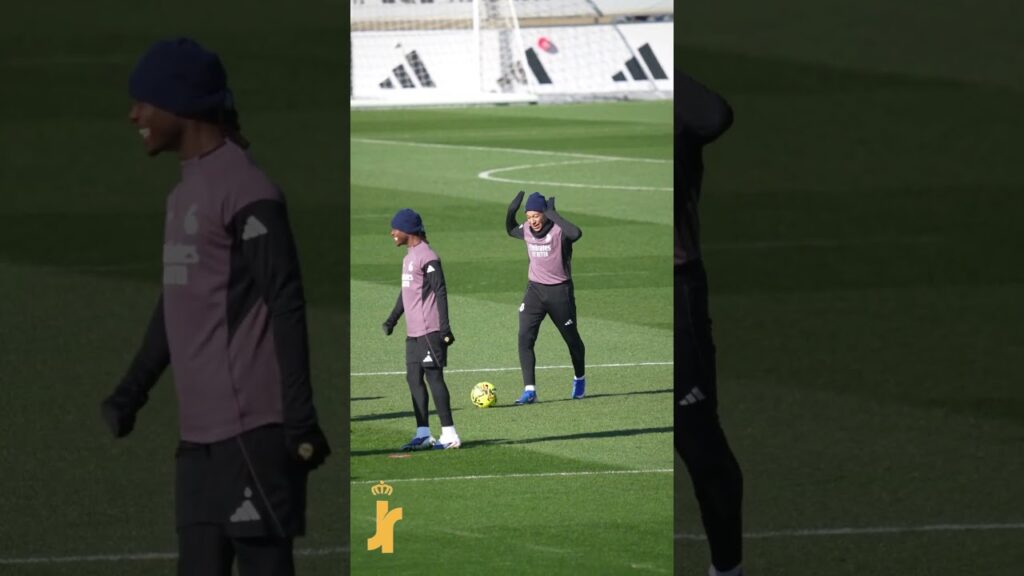 😅 La réaction de Mbappé quand il voit Rüdiger courrir vers lui #Mbappe #rudiger #realmadrid